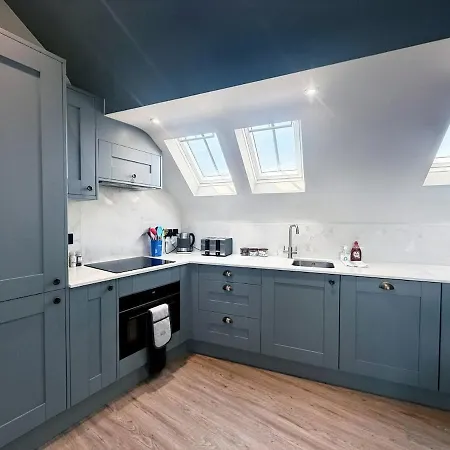 Westbury Collection - The Westbury Duplex