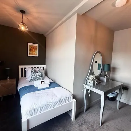 Westbury Collection - The Westbury Duplex * Bristol