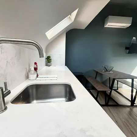 Westbury Collection - The Westbury Duplex